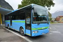 Am 15.10.2015 steht dieser Irisbus Crossway (EC-200GC) am Bahnhof Chiavenna in Italien.
