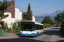 Der Scania/Hess N94UB Nr. 570 der vbl am 21. September 2011 bei der Haltestelle Gigeliwald