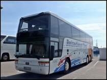 Van Hool T916  vom Reisedienst Theis aus Deutschland im Stadthafen Sassnitz am 17.05.2014