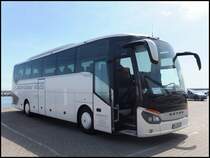 Setra 515 HD von Schröder Neuss aus Deutschland im Stadthafen Sassnitz am 17.05.2014