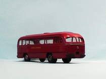 MB O 321 H, 1:87,  Bus, Deutsche Bundesbahn, Ziel: Bahnhof, Foto vom 24.2.2016, Brekina 5521, Foto vom 24.2.2016
