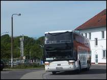 Van Hool T916 vom Reisedienst Theis aus Deutschland im Stadthafen Sassnitz am 17.05.2014
