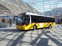 Postauto - MAN Lion`s Regio  GR  162993 in der Postautohalle über dem Bahnhof Chur am 26.03.2016