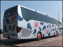 Setra 515 HD von Retter Reisen aus Österreich im Stadthafen Sassnitz am 23.05.2014