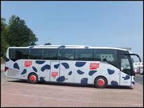Setra 515 HD von Retter Reisen aus Österreich im Stadthafen Sassnitz am 23.05.2014