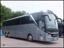 Setra 516 HDH als Vorführwagen im Stadthafen Sassnitz am 24.05.2014