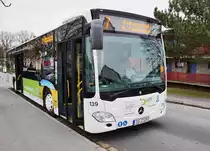 Mercedes-Benz O 530 III (Nr. 139) der SÜC unterwegs als Linie 7 (Neershof - Coburg Bahnhof/ZOB - Falkenegg - Scheuerfeld Paul-Helbich-Platz), am 20.3.2016 bei der Haltestelle Weimarer Straße.
