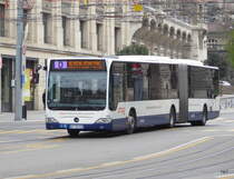 TPG - Mercedes Citaro Nr.972  (F) AP-789-DD unterwegs auf der Linie D in der Stadt Genf am 09.04.2016