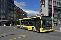 Mercedes Citaro 171, auf der Linie 5, fährt zur Haltestelle beim Bahnhof Thun. Die Aufnahme stammt vom 30.03.2016.