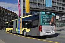 Mercedes Citaro 171, auf der Linie 5, verlässt die Haltestelle beim Bahnhof Thun. Die Aufnahme stammt vom 30.03.2016.