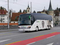 Setra S 516 HD Reisebus unterwegs in der Stadt Luzern am 28.03.2016