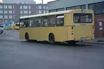  25 Jahre Linie 100  und deswegen sind einige Historische Busse unterwegs zwischen Berlin Zoologischer Garten und Berlin Alexanderplatz. Hier zu sehen ist ein Büssing E2H 71 (B-BZ 1957H). Aufgenommen am Bahnhof Berlin Zoologischer Garten / Hertzallee / 31.10.2015.
