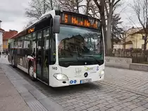 Mercedes-Benz O 530 III (Nr. 140) der SÜC, unterwegs als Linie 6 (Theaterplatz - Neue Heimat - Theaterplatz - Falkenegg - Theaterplatz), am 21.3.2016 bei der Haltestelle Theaterplatz.