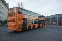 Am 31.10.2015 fährt B-V 3267 auf der Linie 100. Aufgenommen wurde ein MAN Lion's City DD / Berlin Zoologischer Garten, Hertzallee.
