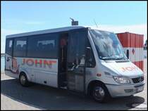 Mercedes Sprinter von John Reisen aus Deutschland im Stadthafen Sassnitz am 29.05.2014