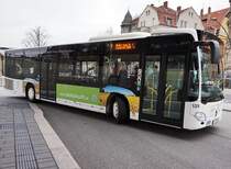 Mercedes-Benz O 530 III (Nr. 139) der SÜC unterwegs als Linie 7 (Neershof - Coburg Bahnhof/ZOB - Falkenegg - Scheuerfeld Paul-Helbich-Platz), am 20.3.2016 bei der Haltestelle Coburg Bahnhof/ZOB.