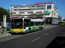 Mercedes-Benz O 530 I (Citaro) auf der Linie 154 nach Berlin Buchholz-West Aubertstraße an der Haltestelle Berlin Hohenschönhausen Prerower Platz.(22.4.2016)