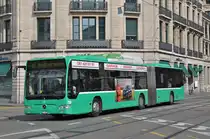 Mercedes Citaro 719, auf der Linie 48 fährt zur Haltestelle Schützenhaus. Die Aufnahme stammt vom 22.04.2016.