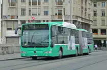 Mercedes Citaro 722, auf der Linie 34, überquert die Mittlere Rheinbrücke. Die Aufnahme stammt vom 24.04.2016.