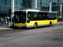 Mercedes-Benz O 530 II (Citaro Facelift) auf der Linie 147 am Ostbahnhof Berlin.(22.4.2016)
