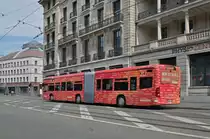 Mercedes Citaro 7050, mit der Vollwerbung für easy Jet, fährt zur Haltestelle der Linie 50 beim Brausebad. Die Aufnahme stammt vom 30.04.2016.