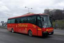 Serbien / Belgrad / Beograd: Scania Reisebus von  Bobivit GMB , aufgenommen im Januar 2016 in der Nähe der Haltestelle  Deligradska  in Belgrad.