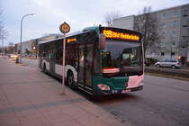 Am 13.11.2015 fährt B-MB 3416  920  auf der Linie 699. Aufgenommen wurde ein Mercedes Benz Citaro der 2. Generation / Potsdam, Johannes-Kepler-Platz.
