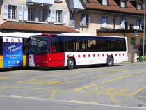 tpf - Volvo 8700  FR 300229 Nr.75 vor dem Bahnhof Romont am 05.05.2016