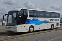 . Dieser Neoplan Euroliner wurde am 30.04.2016 in Nordeich-Mole am Bahnhof abgelichtet.
