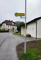 Bushaltestelle Kötschach Bahnhof am 14.5.2016.