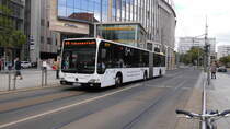Mercedes-Benz O530G II am 14.06.2014 in Dresden an der Prager Straße