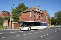 Setra S 415 NF vom Omnibus- & Güterverkehr Klaus Gessert, aufgenommen im Mai 2016 am Zentralen Omnibusbahnhof in Gotha.