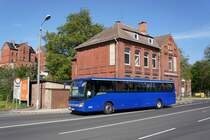 Setra S 416 UL des Omnibusbetriebes Wolfgang Steinbrück, aufgenommen im Mai 2016 am Zentralen Omnibusbahnhof in Gotha.