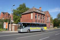 Mercedes-Benz Tourismo RH vom Omnibusbetrieb & Reisebüro Lorenz GmbH / Nessetal - Reisen, aufgenommen im Mai 2016 am Zentralen Omnibusbahnhof in Gotha.