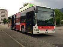 Citaro CNG Nr. 23 beim Bhf Süd am warten, am 18.5.2016.
