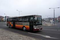Mercedes-Benz Integro vom Omnibusbetrieb Gerd Büchner, aufgenommen im März 2016 am Zentralen Omnibusbahnhof in Gotha.