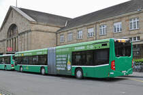 Mercedes Citaro 7038, auf der Linie 30, wartet an der Endstation am Badischen Bahnhof. Die Aufnahme stammt vom 17.05.2016.