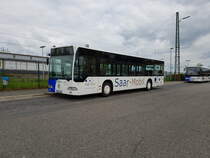 Ein etwas älteres Fahrzeug der Firma Lay aus Püttlingen im Auftrag von SaarMobil. Aufgenommen in St.wendel am 4.05.2016