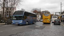 Neoplan Cityliner am 10.04.2016 vor dem Hauptbahnhof Dresden