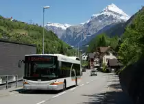 AUTO AG URI: Hess Bus Nummer 3 bei Gurtnellen am 21. Mai 2016 auf der Fahrt nach Göschenen.
Foto: Walter Ruetsch