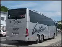 Mercedes Travego von Lenzliner aus Deutschland im Stadthafen Sassnitz am 02.06.2014
