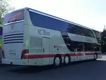 Heck des, durch die SBB und DB betriebenen, IC Bus, bei der Carstation Sihlquai, am 28.5.2016.