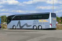Setra S 416 HDH von AVG Reisen am 10.09.2015 in Landau/Pfalz