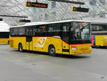 Postauto - Setra S 415H GR 170160 auf Dienstfahrt bei der Postautohaltestelle ob dem Bahnhof Chur am 15.05.2016