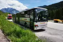 SETRA SG 321 UL von DolomitiBus, am 21.5.2016 in Auronzo.