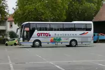 Neoplan Euroliner N 313 SHD von Otto's Bustouren am 16.10.2015 in Landau/Pfalz