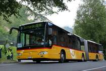 Citaro Gelenkbus beim Festplatz Erstfeld am Leute aufnehmen um die zum Festplatz Rynächt zu bringen am 5.6.2016.