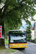 Front des wartenden Citaros beim Festplatz Erstfeld am 5.6.2016.