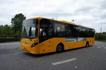 Bus Dänemark / Region Seeland / Region Sjælland: Volvo 8900 LE - Wagen 6103 von Trafikselskabet Movia (Eigentümer Fahrzeug: Nobina Danmark), aufgenommen im Mai 2016 am Bahnhof von Hillerød.