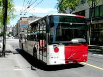 tpf - Volvo 8700 Bus Nr.94 FR 300233 unterwegs auf Extrafahrt in der Stadt Fribourg am 05.07.2008